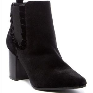 NEW 14& Union suede black booties size 8
